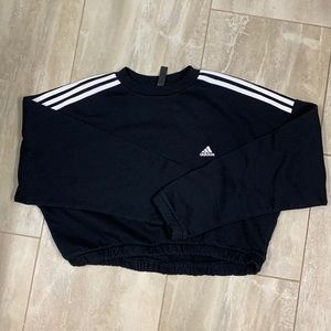 Womens adidas crop crew neck L; never worn